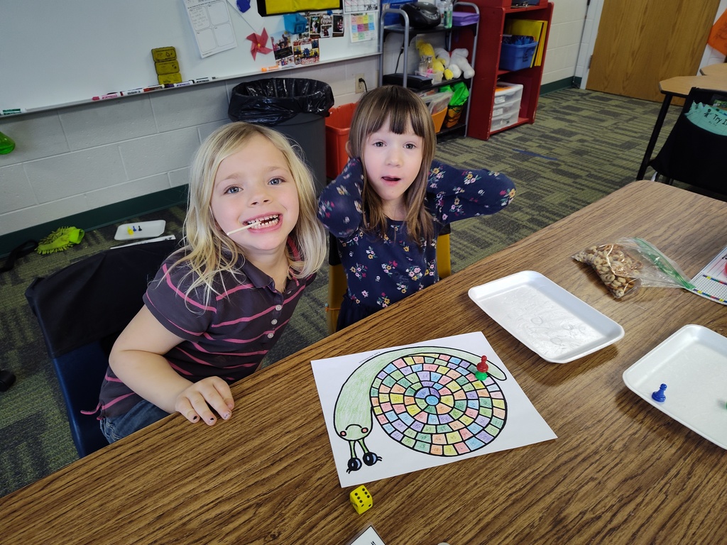 students celebrate 100 days of school