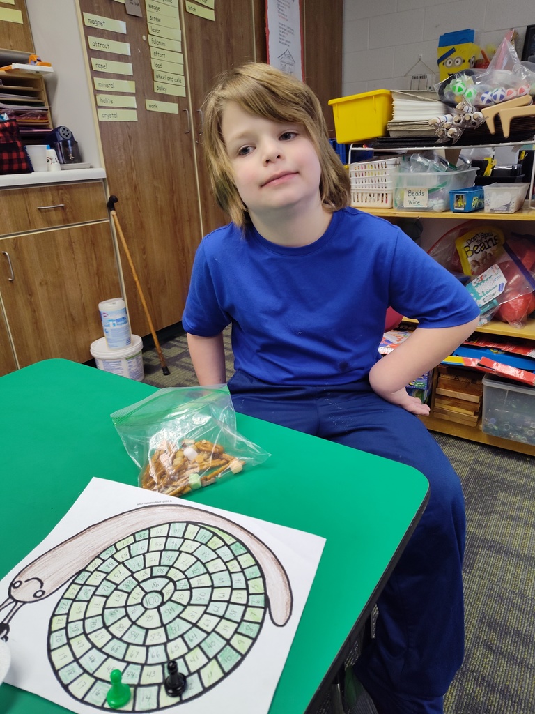 students celebrate 100 days of school