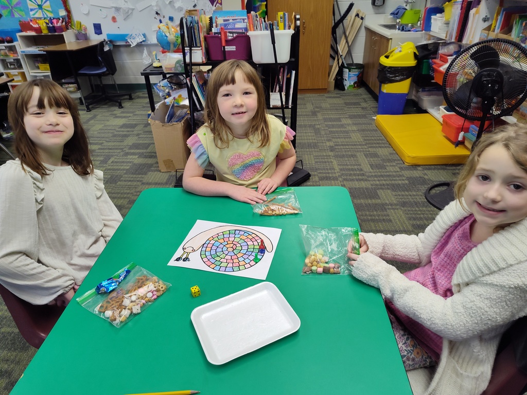 students celebrate 100 days of school