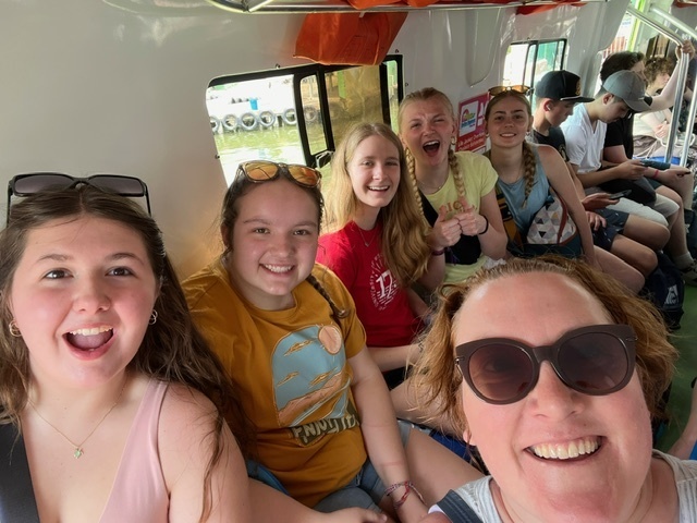 Florence students in Belize