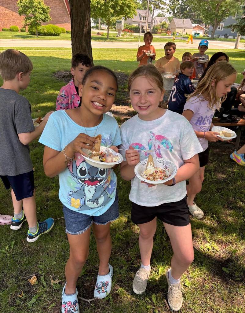 One scoop closer to summer! ☀️🍨 Third graders at Barrie Elementary got to enjoy a sweet treat celebrating the end of the school year! 