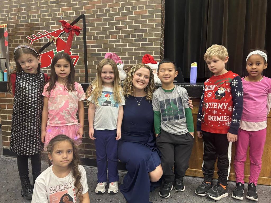 The students and staff at Luther School were treated to a special performance by opera singer Grace McMahon. 