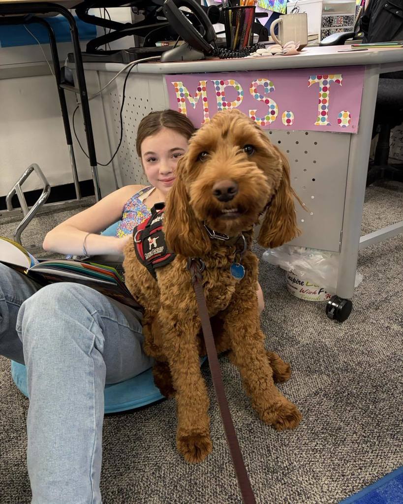 Moose showed up again at Luther School and brought plenty of puppy kisses, love, and support with him 🐾💙