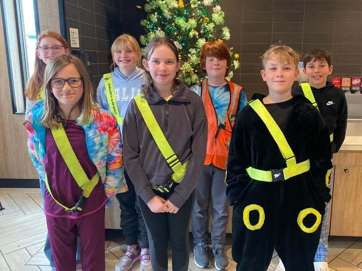 Our March Safety Patrollers of the Month were treated to a special lunch at McDonald's before Spring Break to celebrate their hard work and dedication to keeping our schools safe! 🍟👏