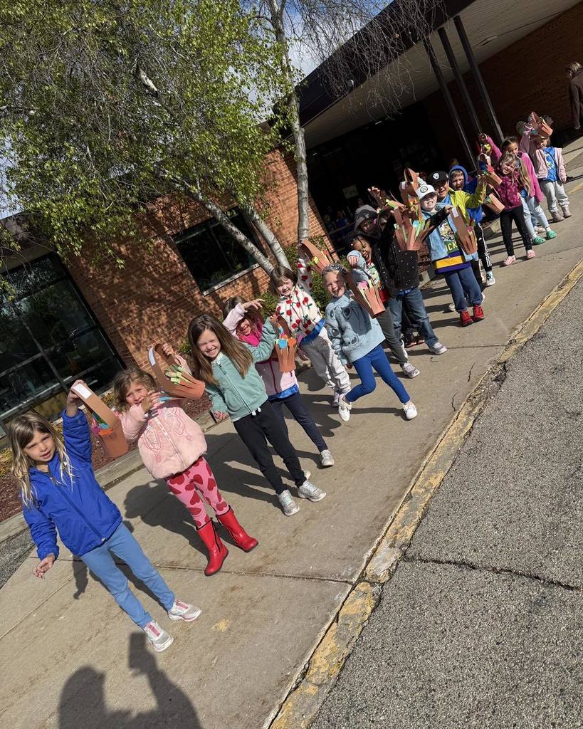 The kindergartners at Rockwell School have been spreading smiles throughout the community! 🌸