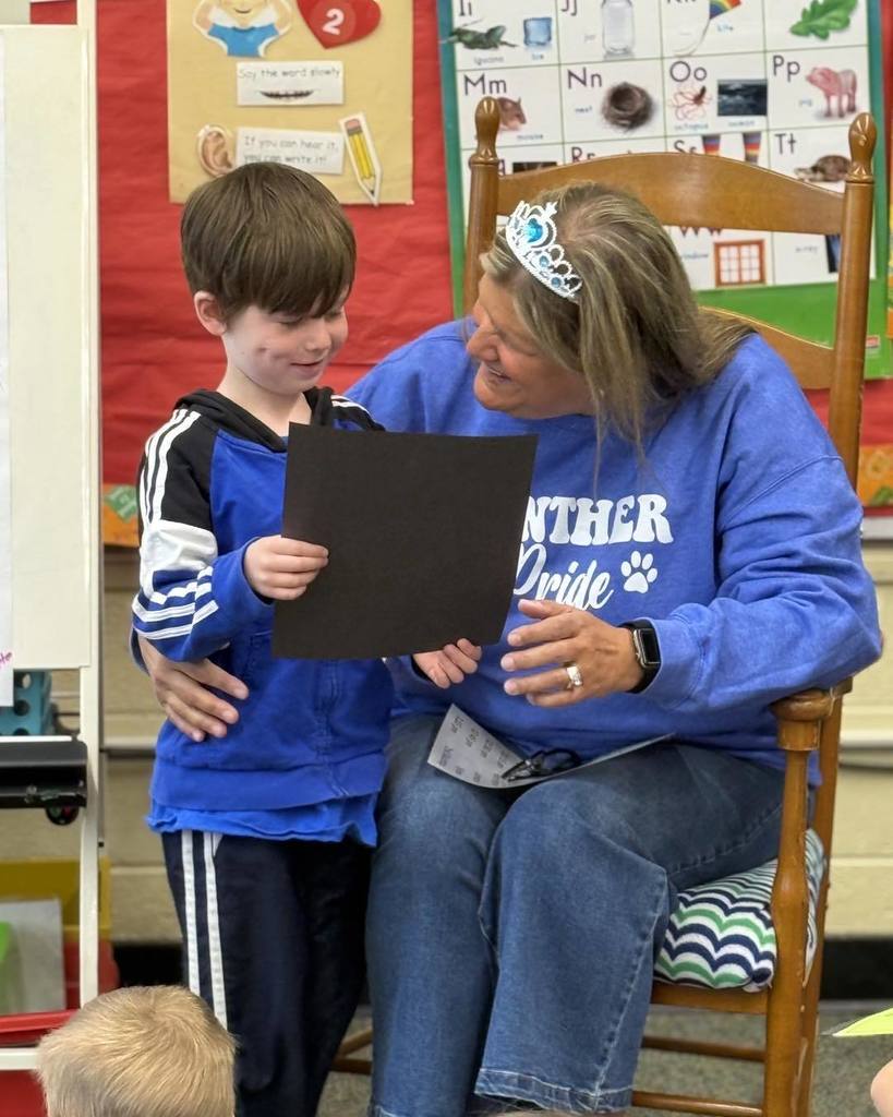 The Purdy Panthers created an unforgettable day for Principal Mary Kilar on Principal Appreciation Day! 💙🐾