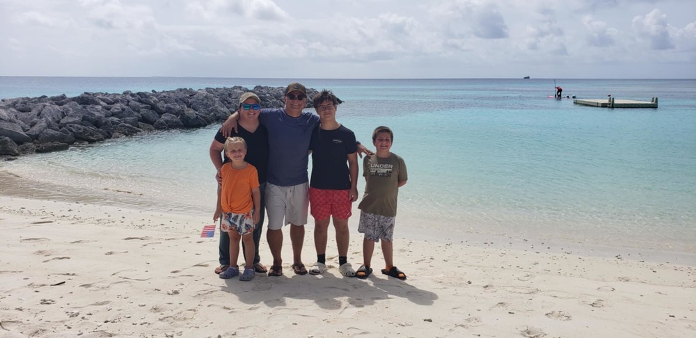 Zak Dray with Family