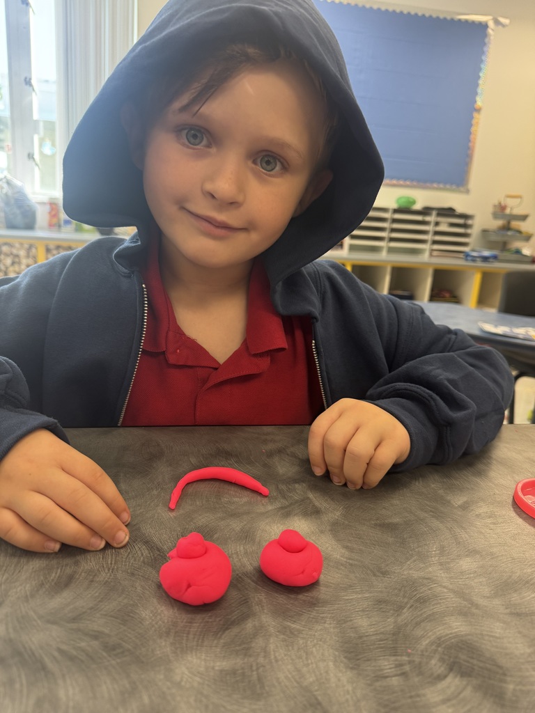 students using playdoh for learning