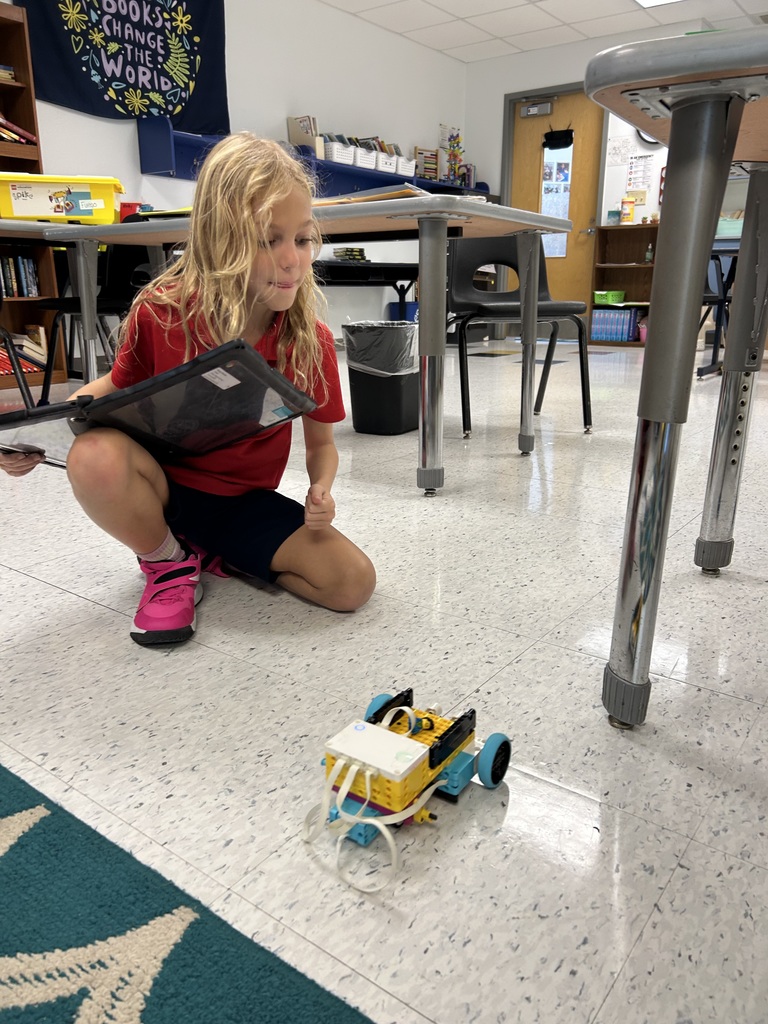 students working on lego spike