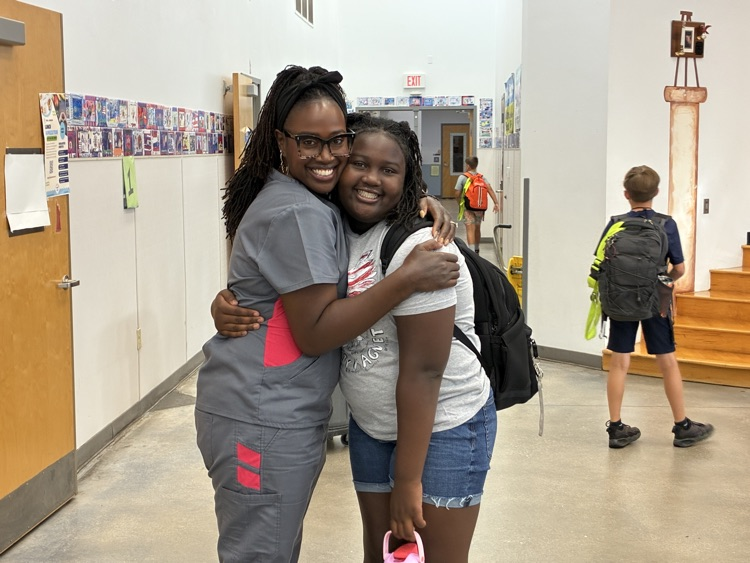 moms 
