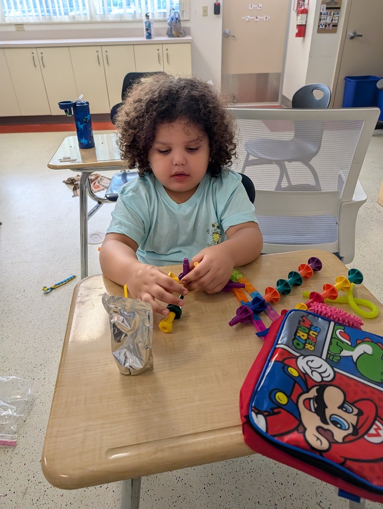 Student sensory play