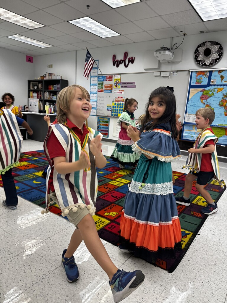 kids dancing