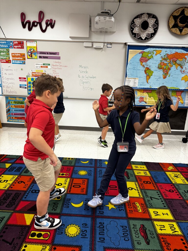 kids dancing