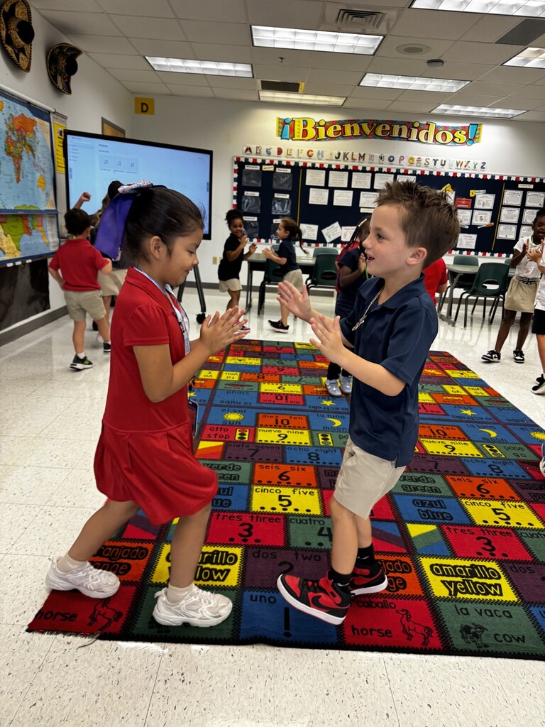 kids dancing