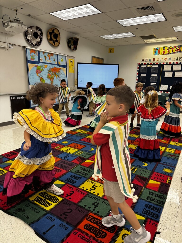 kids dancing