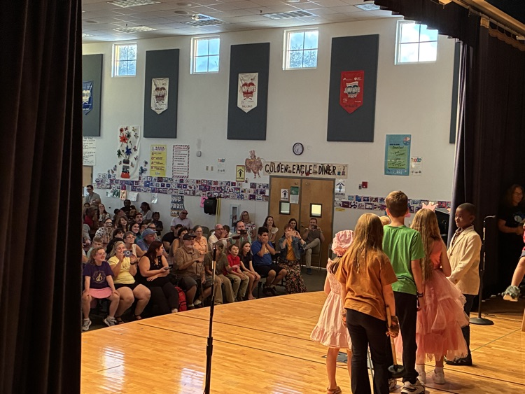 3rd grade performance at the IB Showcase
