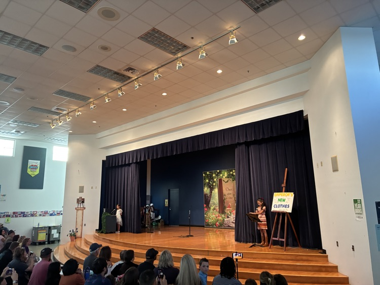 3rd grade performance at the IB Showcase
