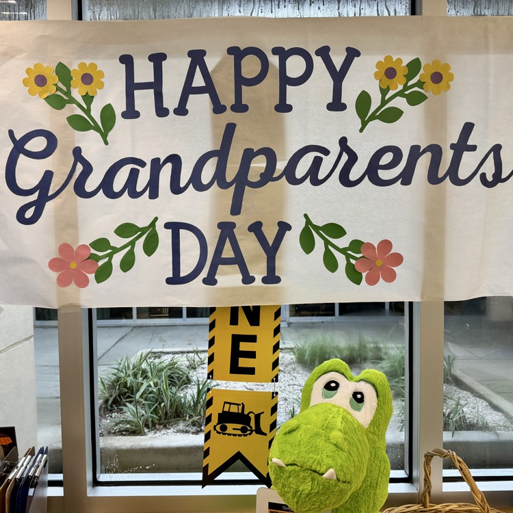 A sign that reads Happy Grandparents Day