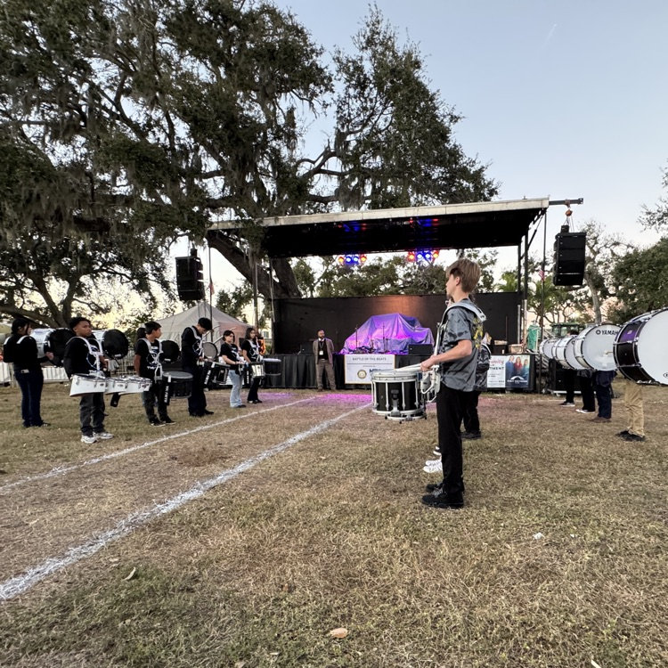 I know school musicians performing at the fair