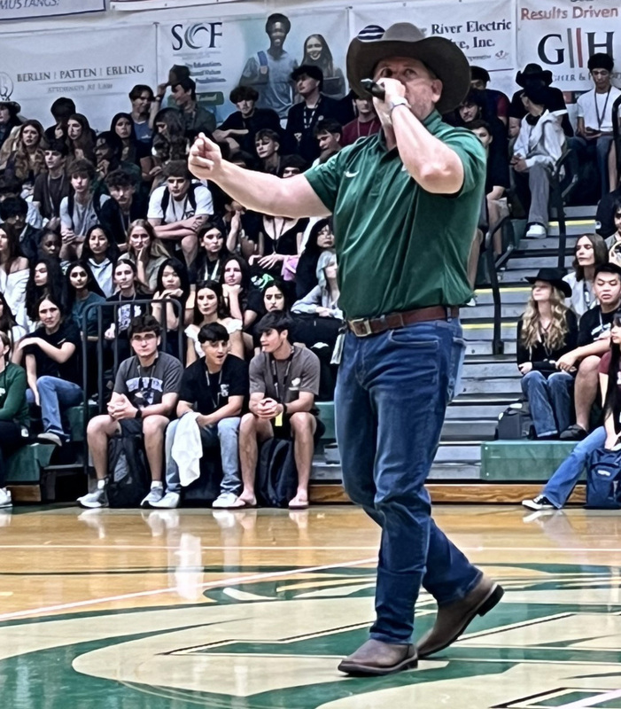 Principal Mike Mullen