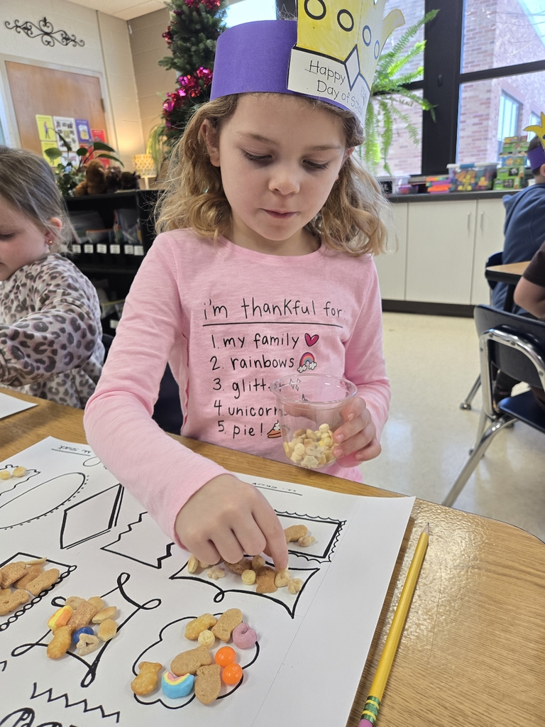 student counting snack
