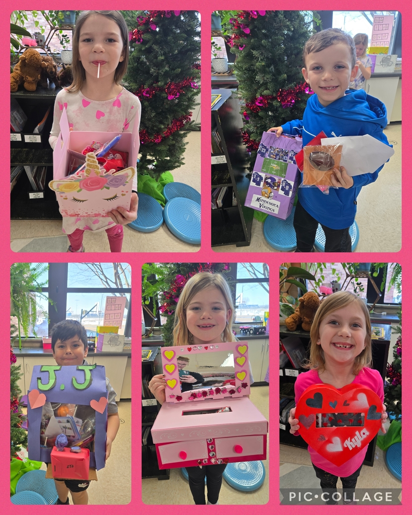 students with Valentine’s boxes