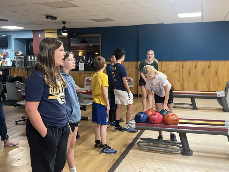 kids bowling 