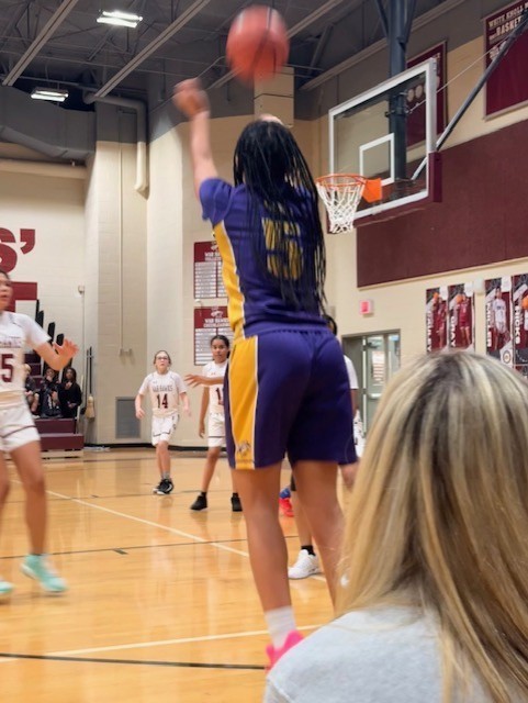 B. Mingo for 3 (12.17.25) Big win for the Tigers!