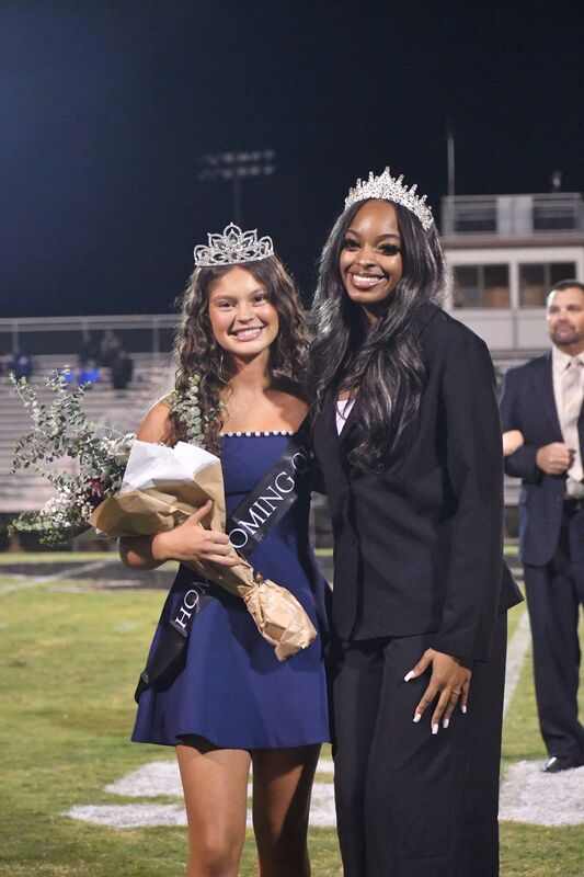 2026 Homecoming Queen Helena Mewbourn with the Previous Homecoming Queen