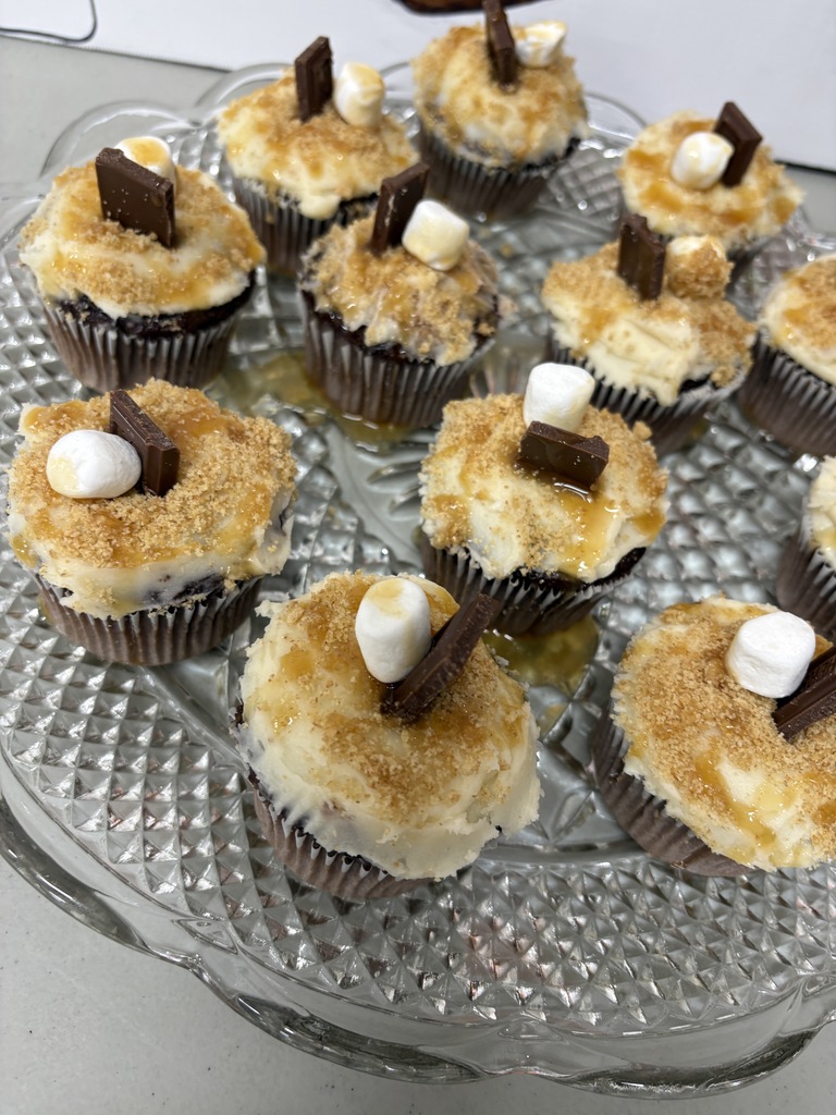 Cupcakes on a platter.