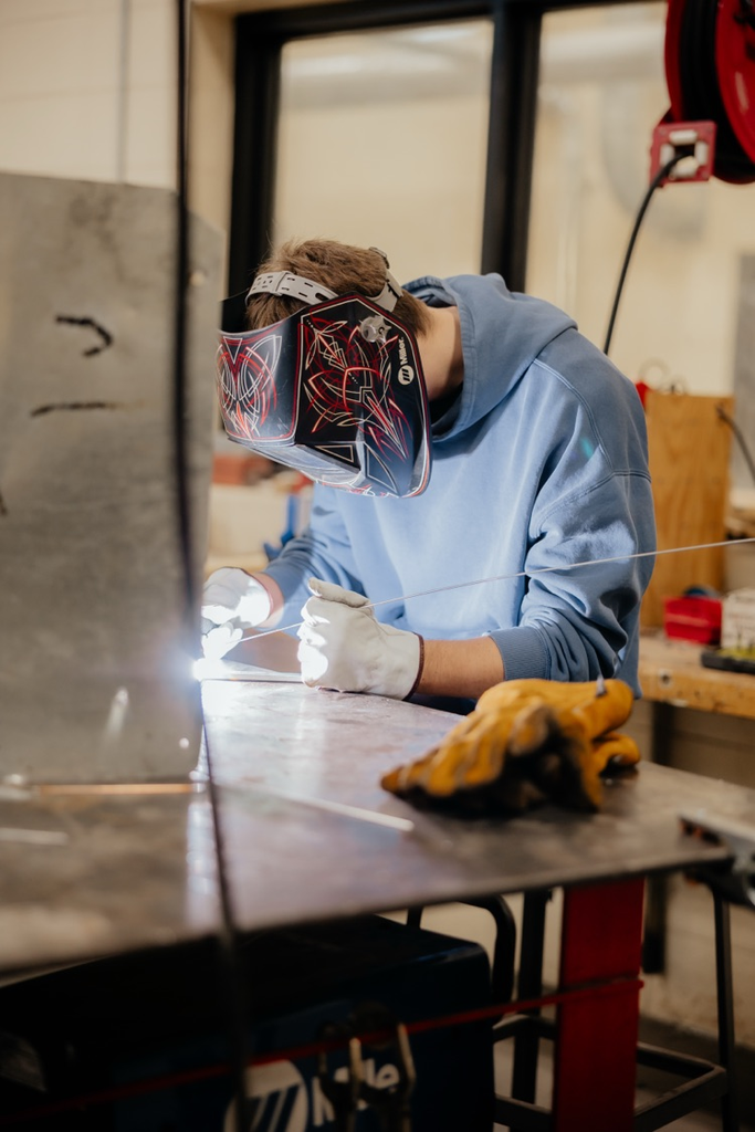 students welding 2