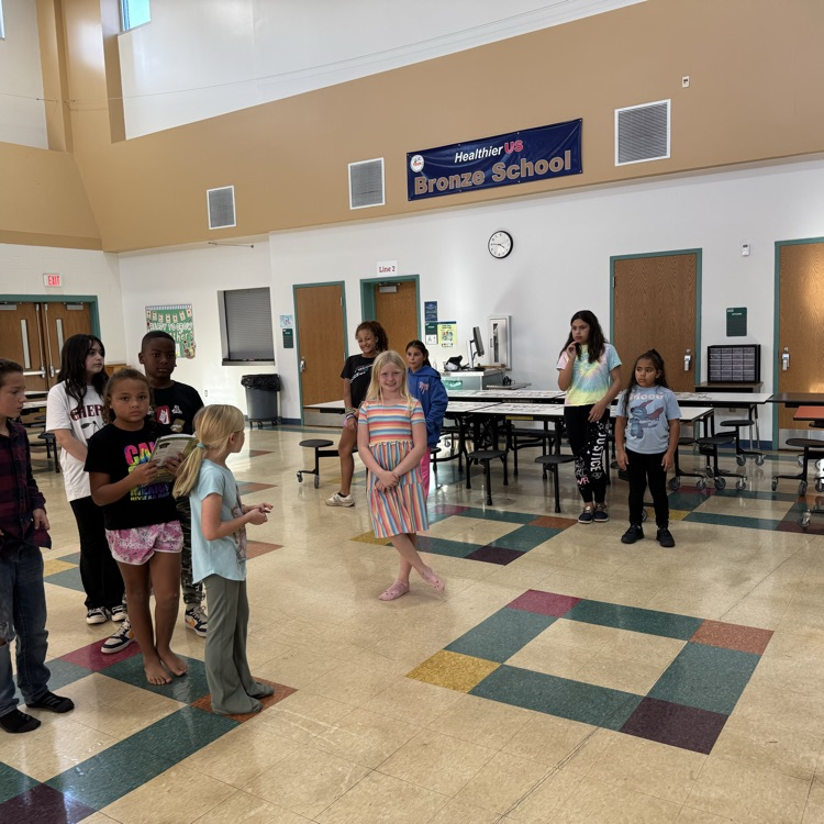 Drama Club takes teamwork