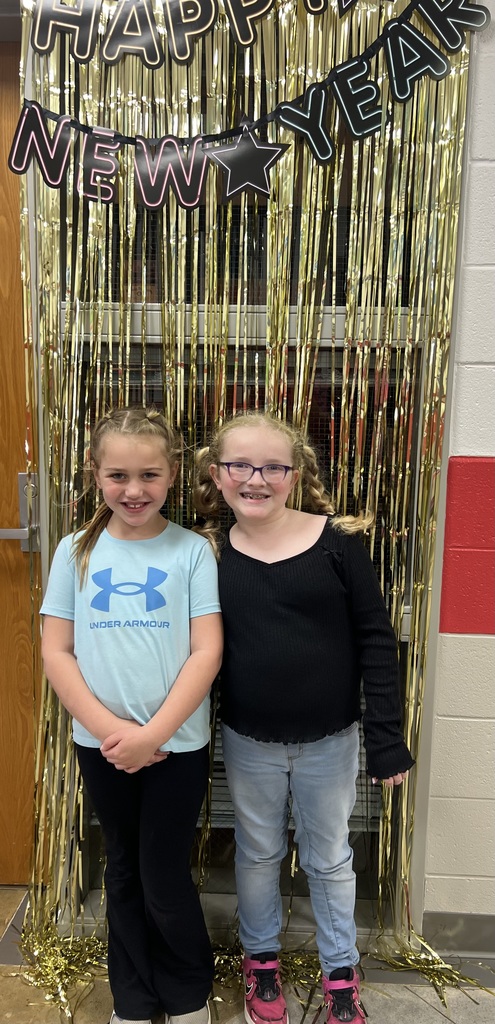 CWE 2nd grade students celebrate the New Years