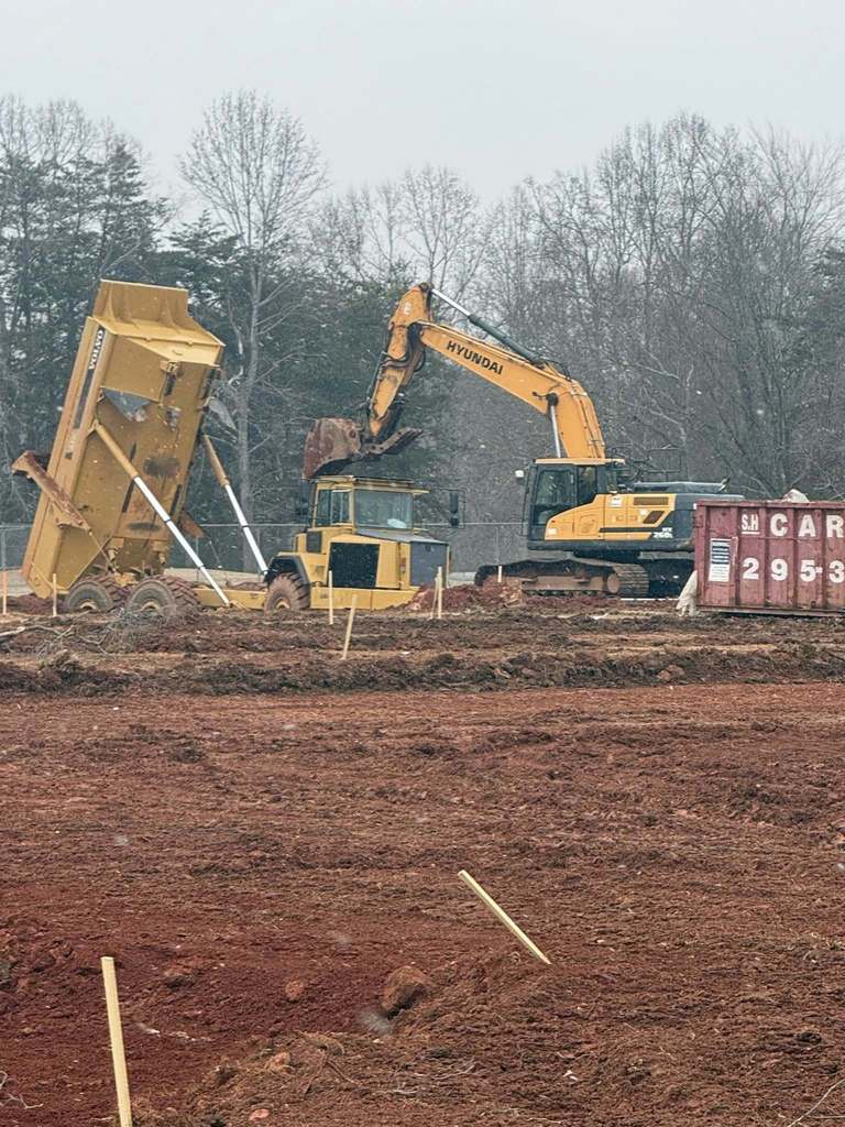 G2i Buldozer and Trackhoe