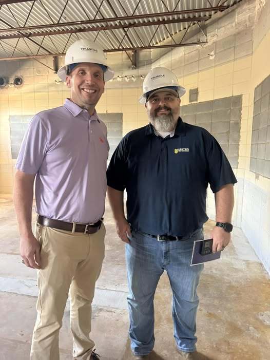 Tim Johnson, Director of G2i and Chad LaMance, Vice President of United Tool & Mold in the G2i Site