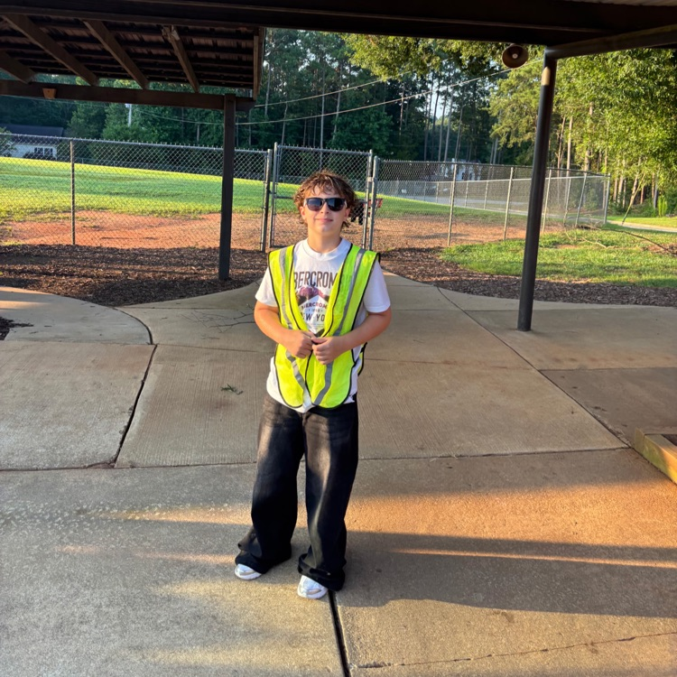 5th grader helps with arrival