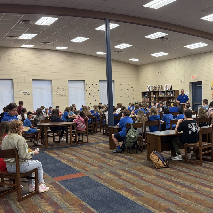 picture of students in the media center at STORM