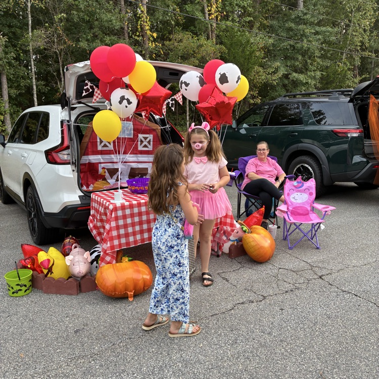 students trunk or treat
