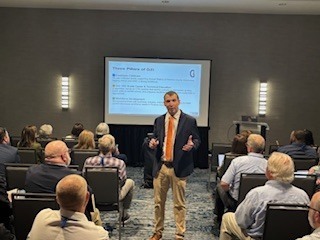 Tim Johnson Presenting