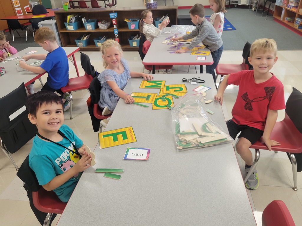 Letter building