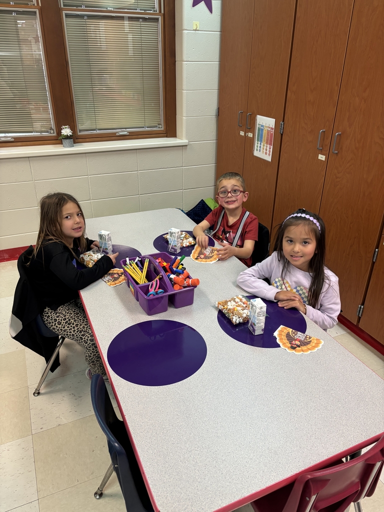 Made a friendsgiving trail mix