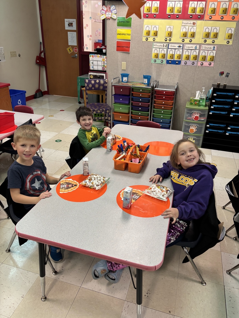 Made a friendsgiving trail mix