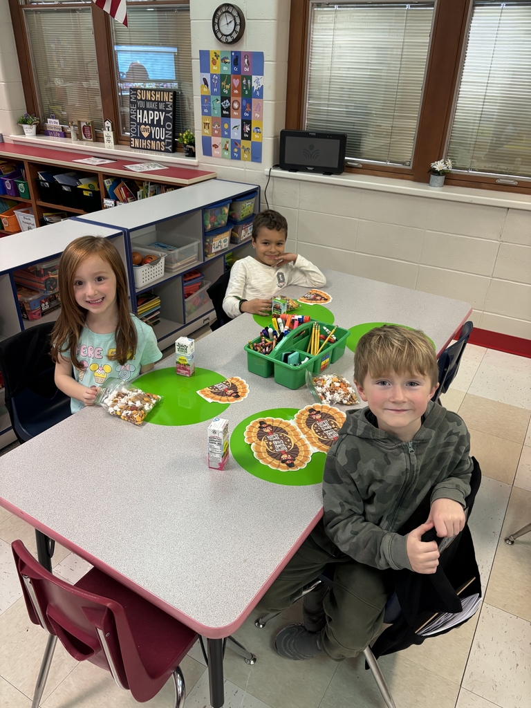 Made a friendsgiving trail mix