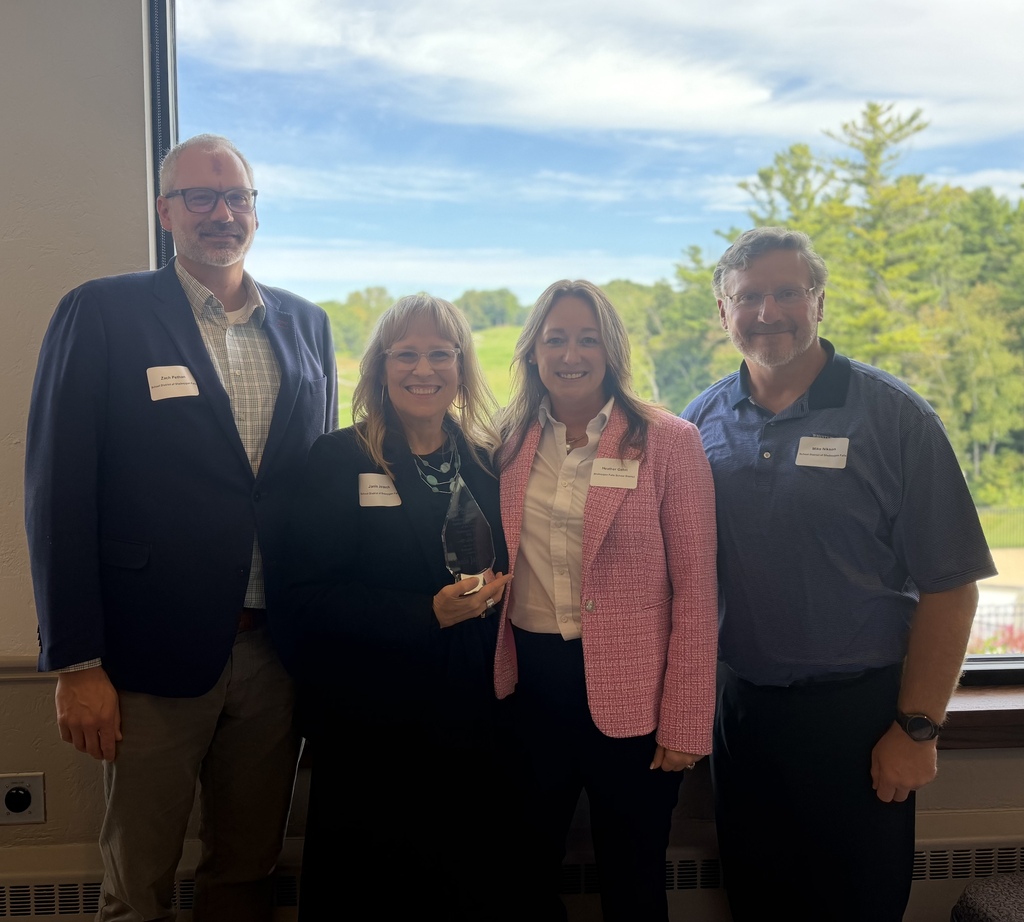 Golden Apple Award Finalists