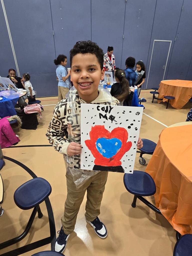 Families enjoying Ferguson's Coco and Canva event