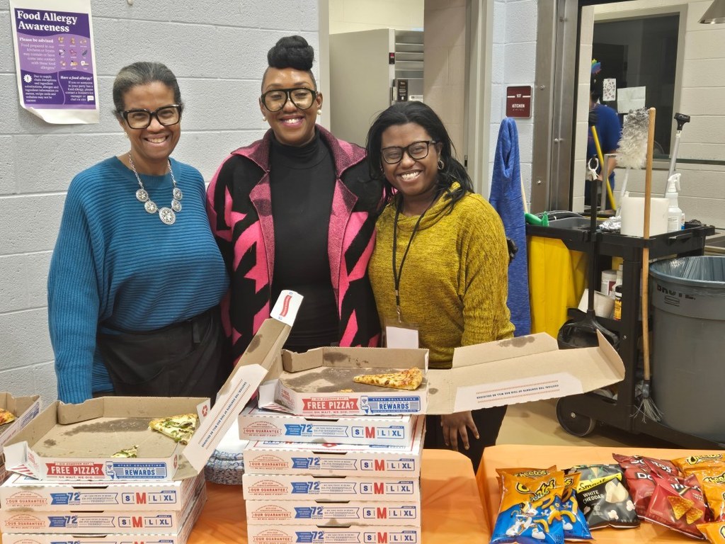 Families enjoying Ferguson's Coco and Canva event