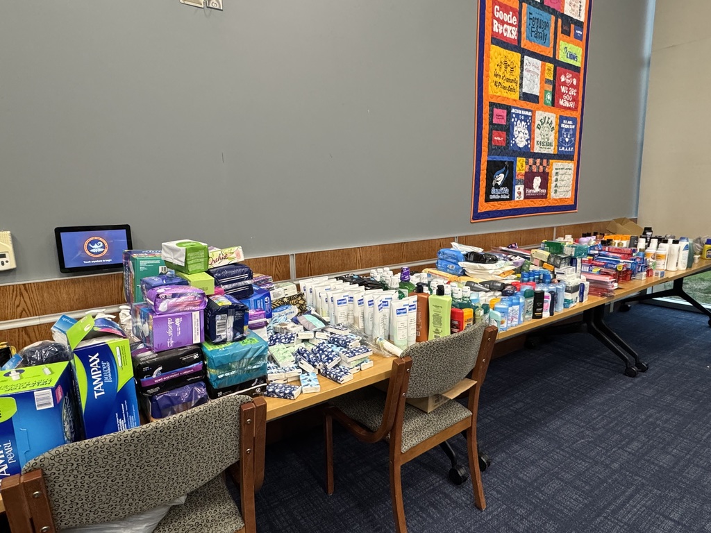 Table with multiple products