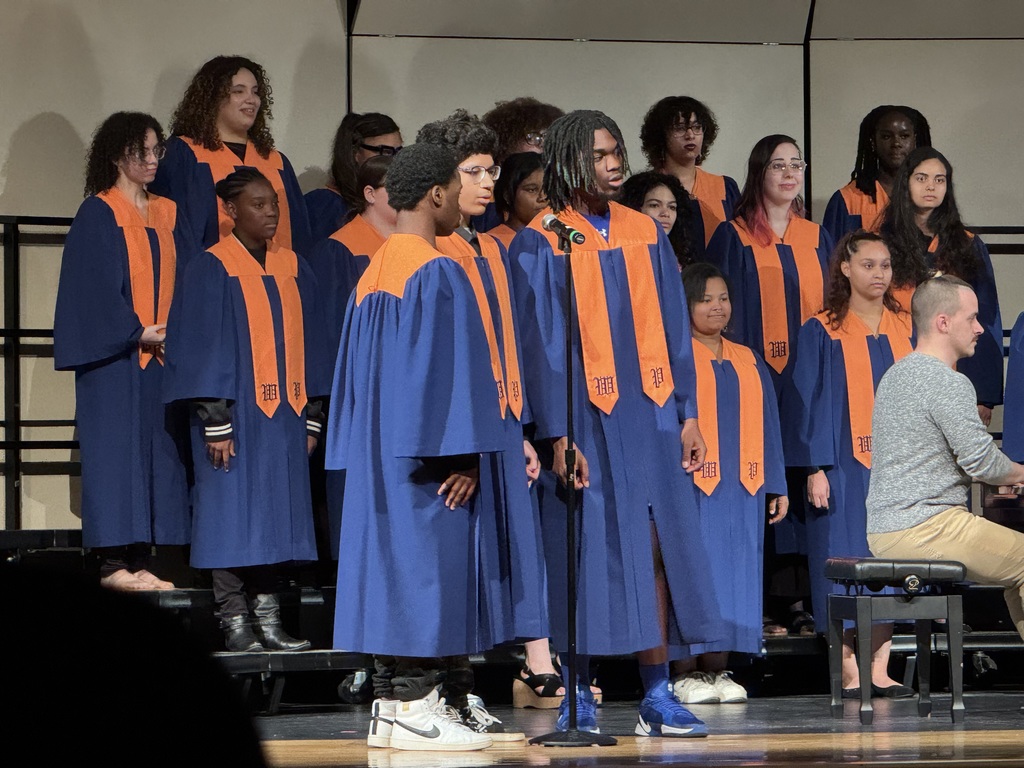 WPSHS Spring Choral Concert - Choir singing