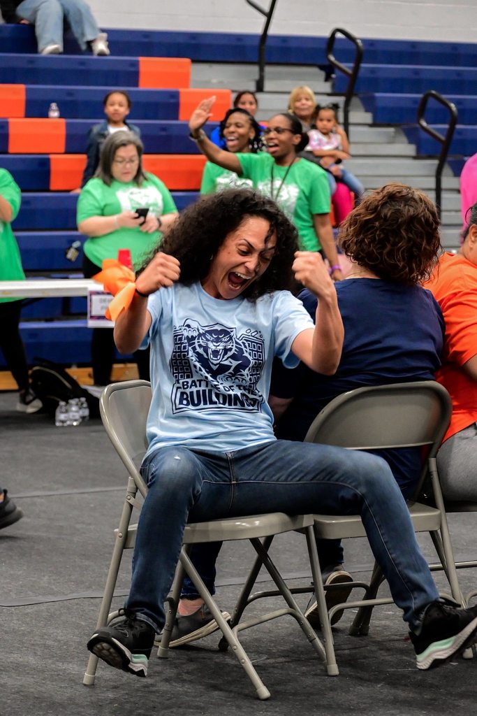 The School District of the City of York district staff members recently participated in a Battle of the Buildings event involving several Minute to Win It style games in a school gymnasium. 📸: Photography by Moises Oquendo