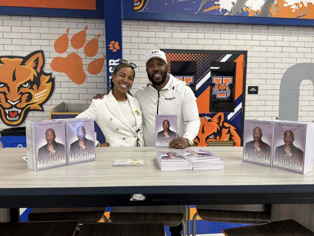 William Penn Senior High School families recently attended the Bearcat Balance event in the William Penn Cafeteria. Author and CEO of Major Preparation LLC, Bryan Majors, shared powerful insights from his book “Training for Triumph: How to Prepare Mentally, Physically, Emotionally and Spiritually for Your Life Long Goals.”